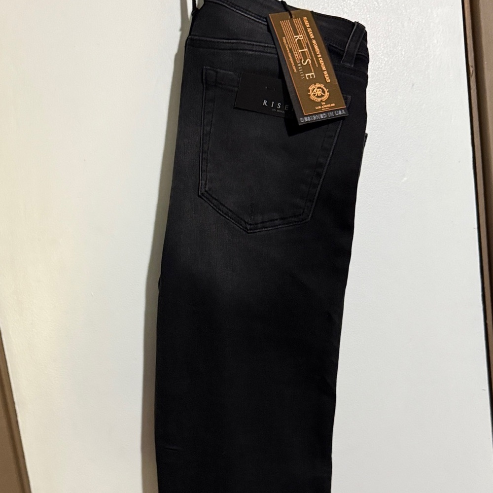 Women’s  Black Jeans